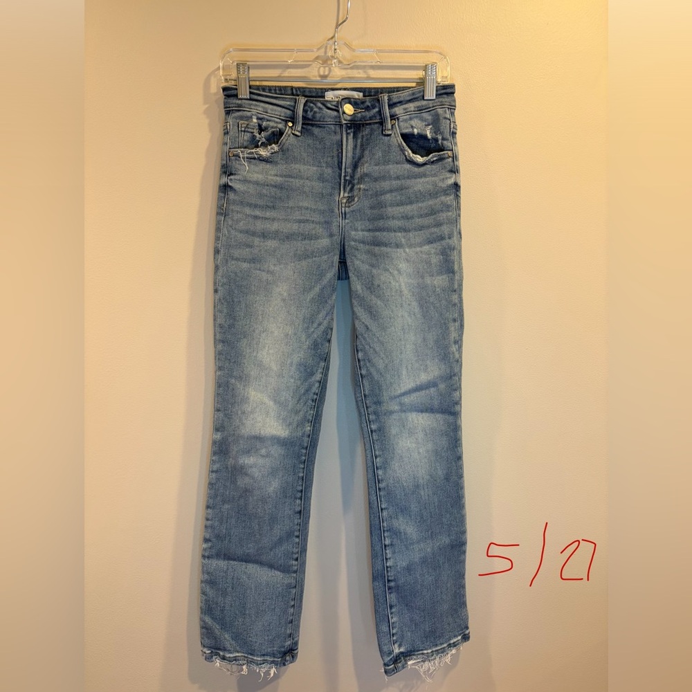 Trendy boutique Light Blue Skinny Jeans with Frayed Hem